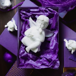 Engel mit Kaffeetasse